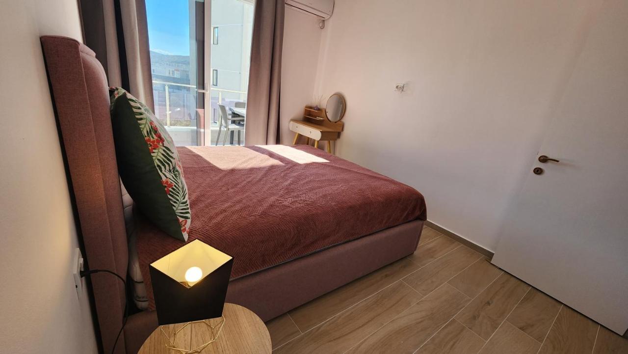 Jusal Sea View Apartment Sarande Exterior photo